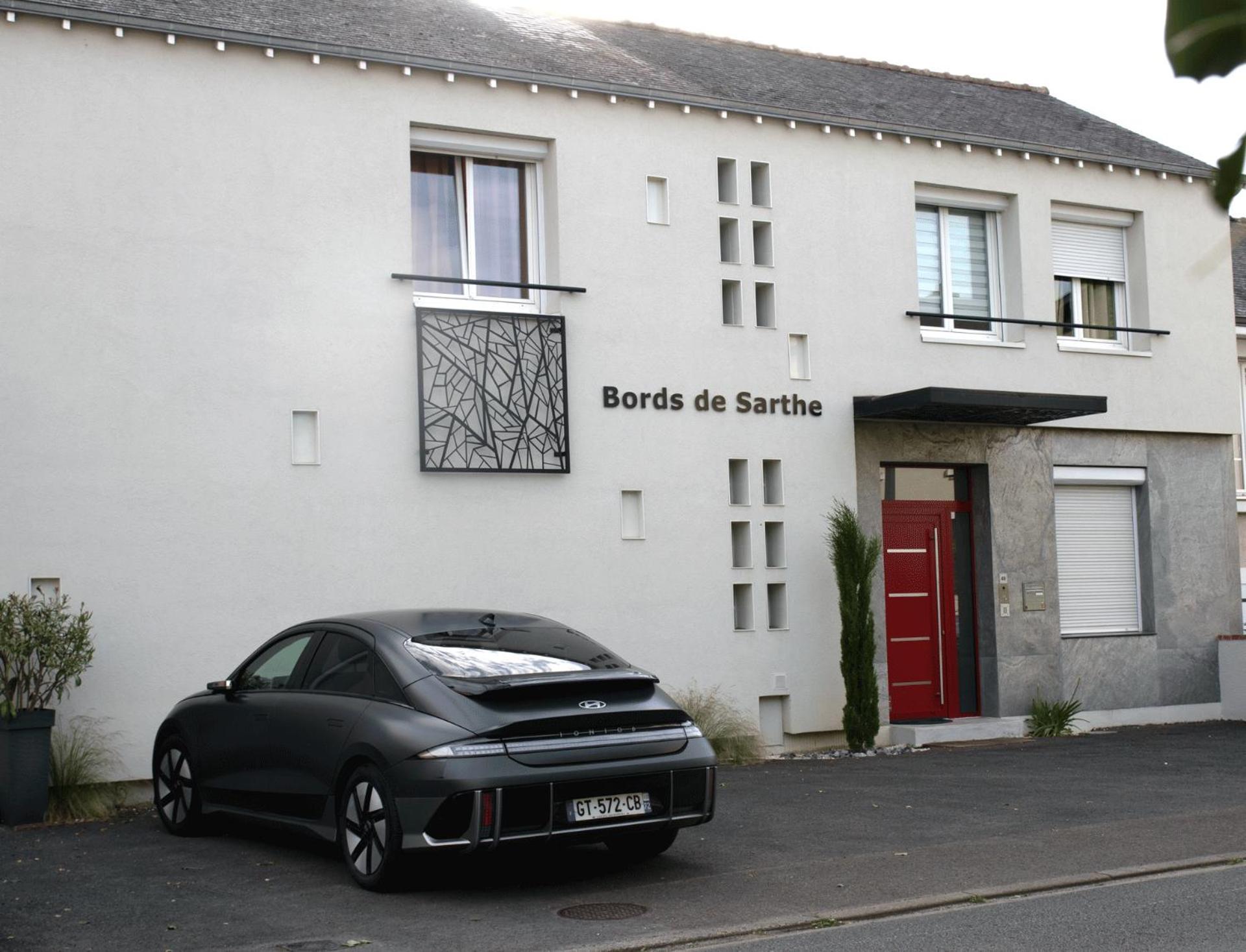 Bords De Sarthe Bed & Breakfast Le Mans Exterior photo